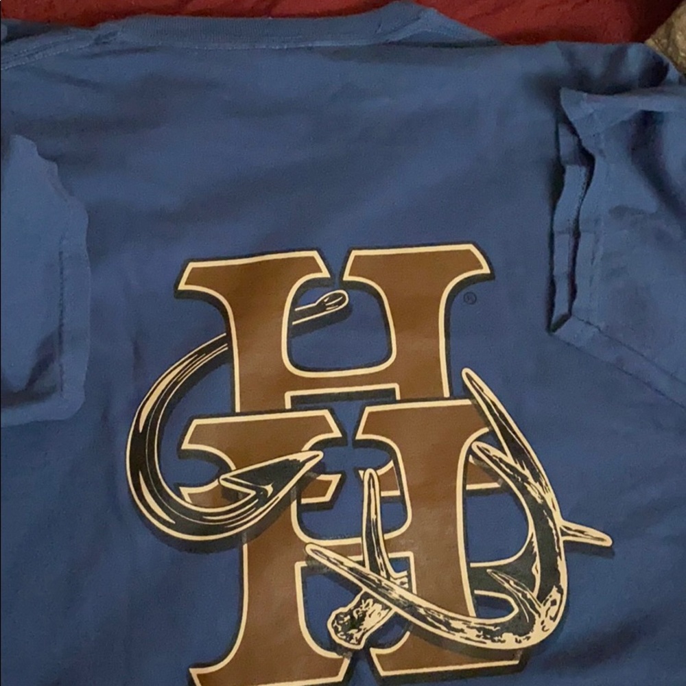 Tee Hooks n Horns